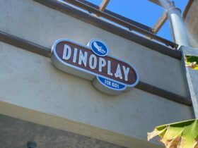 DinoPlay